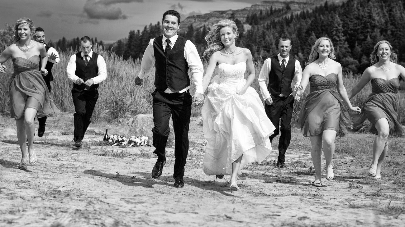 Lieke & Tyrel - Badlands Wedding - Alberta Wedding Photography (23)