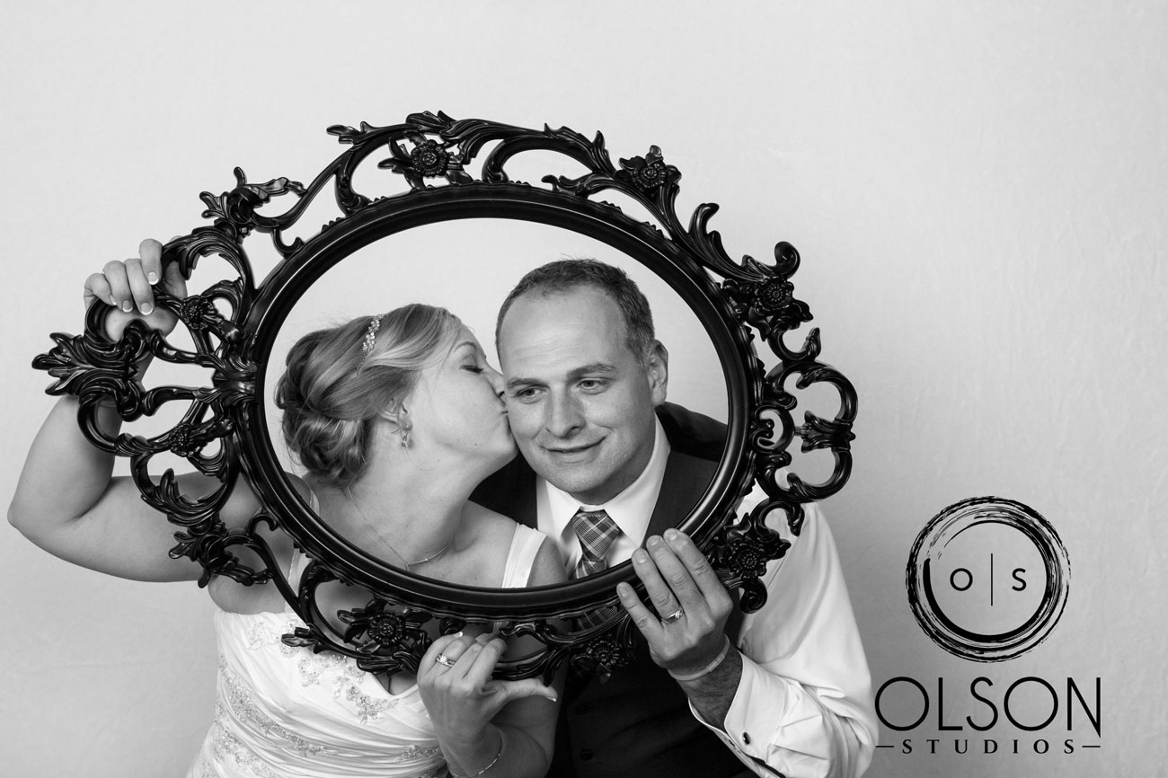 Beth & Troy  - Photo Booth - Sylvan Lake, Alberta Wedding Photography (17)